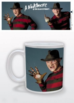 A Nightmare on Elm Street Porzellan Tasse: Freddy Poses von Pyramid